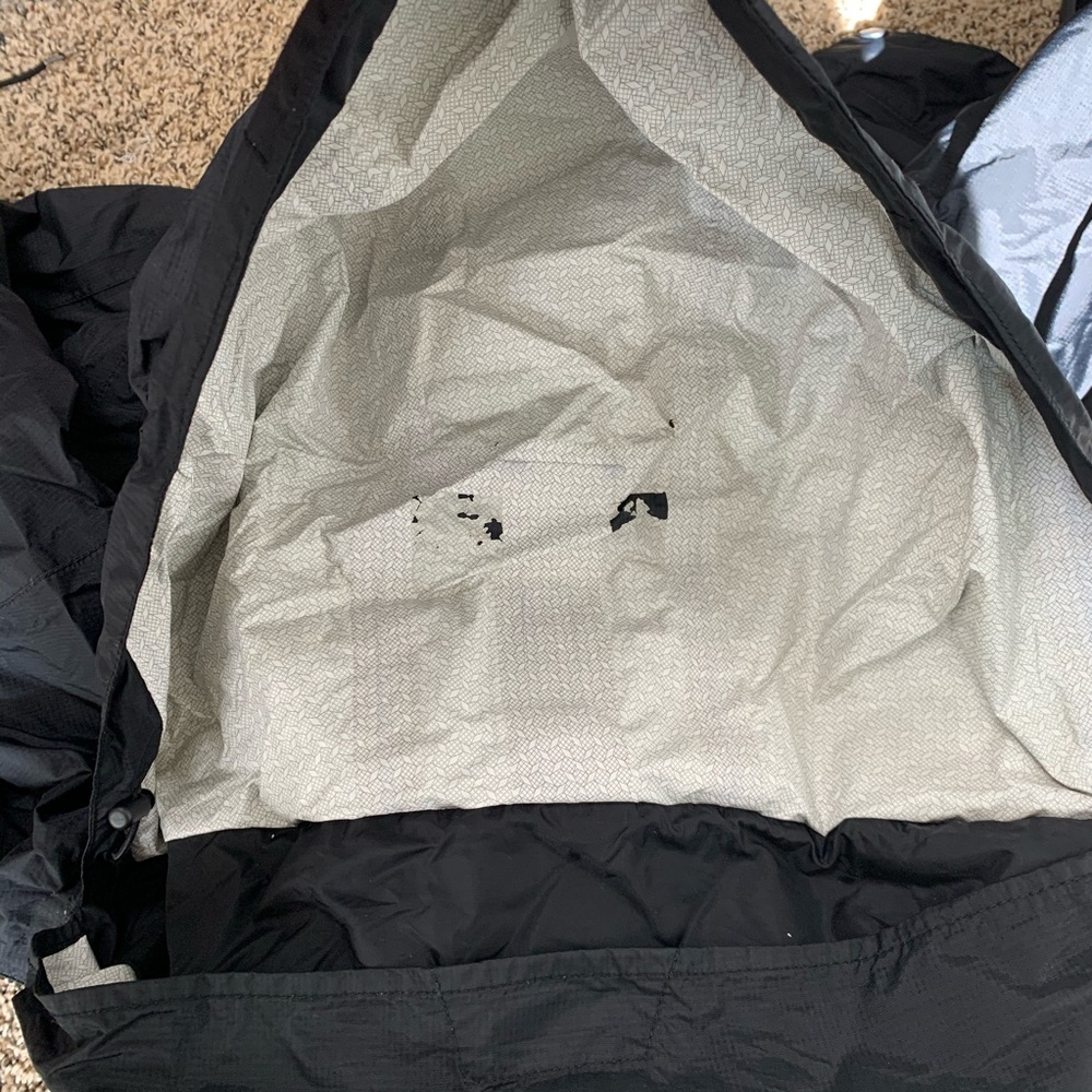 Marmot lightweight black nylon rain jacket large - Picture 4 of 6